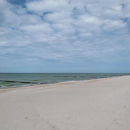 Strandnahe 1 *